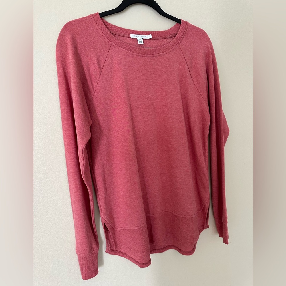 NWOT. Threads 4 Thought women’s long sleeve shirt.